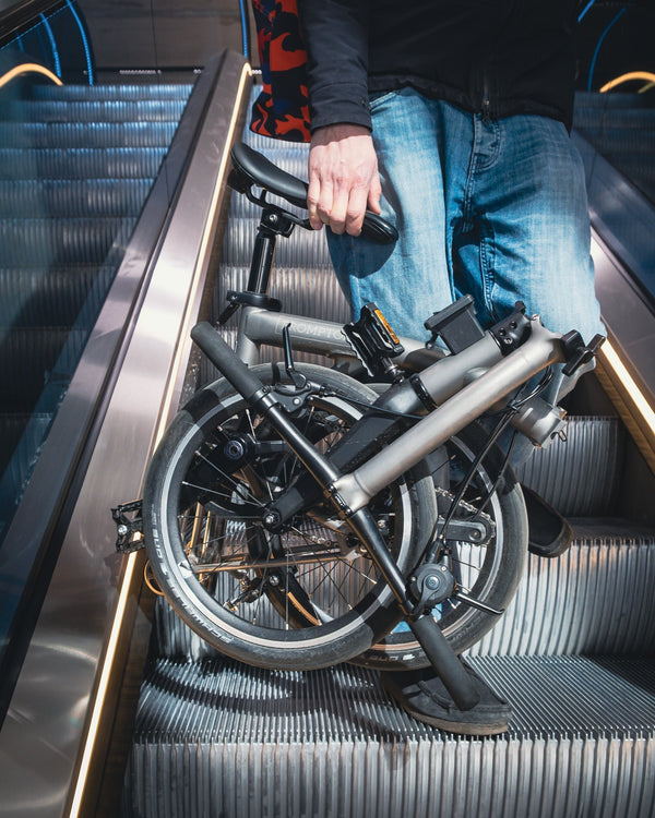 Bim, U-Bahn oder Bus: Kein Problem mit dem Brompton